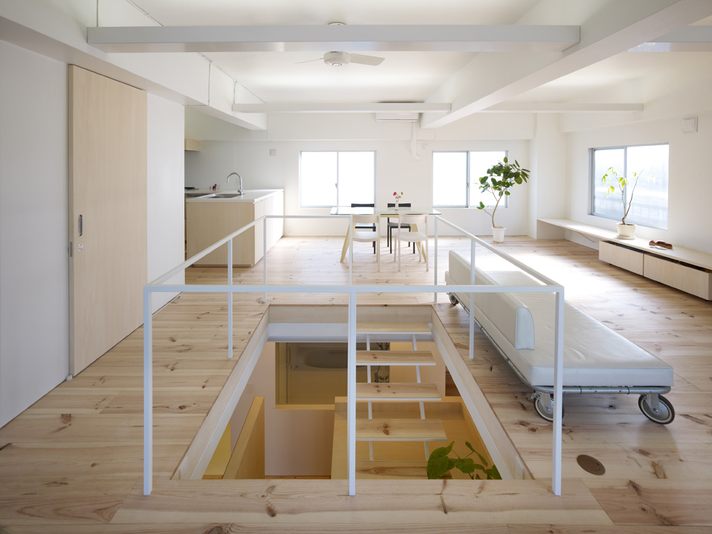 Gallery of House in Megurohoncho / Torafu Architects , 14