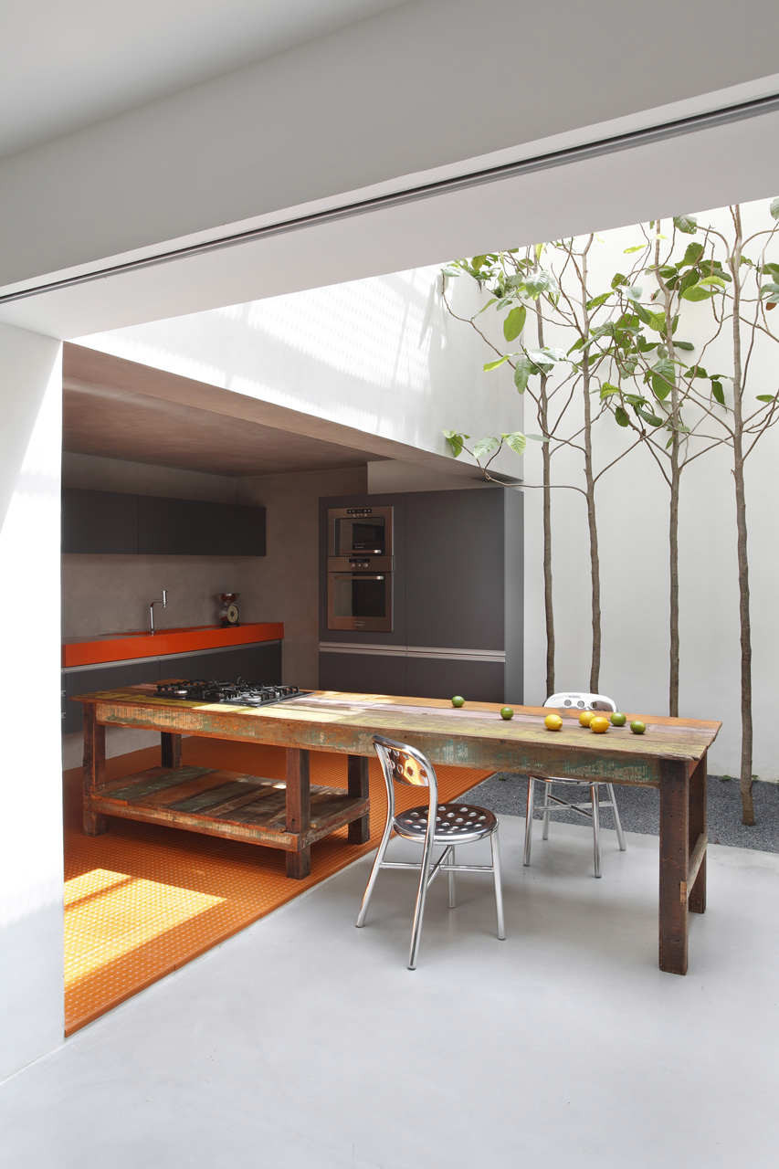 Gallery of Guilhermes Home Studio / Studio Guilherme Torres - 9