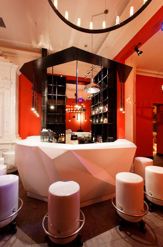 Gallery of Bar-Studio Kluchi / Peter Kostelov + Alexey Rozenberg ...