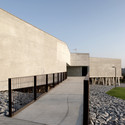 Esmeriz House / Cosimo Projectos - Institutional Buildings, Facade, Fence, Handrail