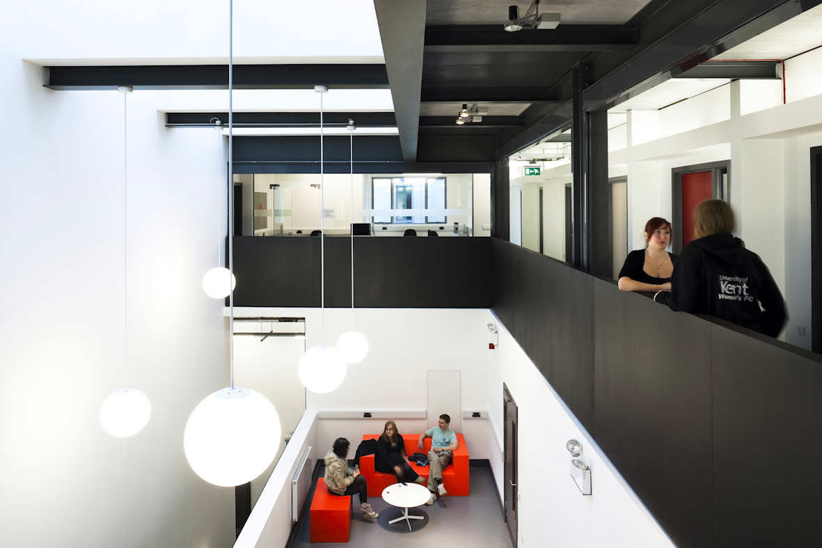 Gallery of School Of Arts In Canterbury / Hawkins\Brown - 7