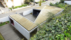 Garage & Garden Facilities / Nuno Castro