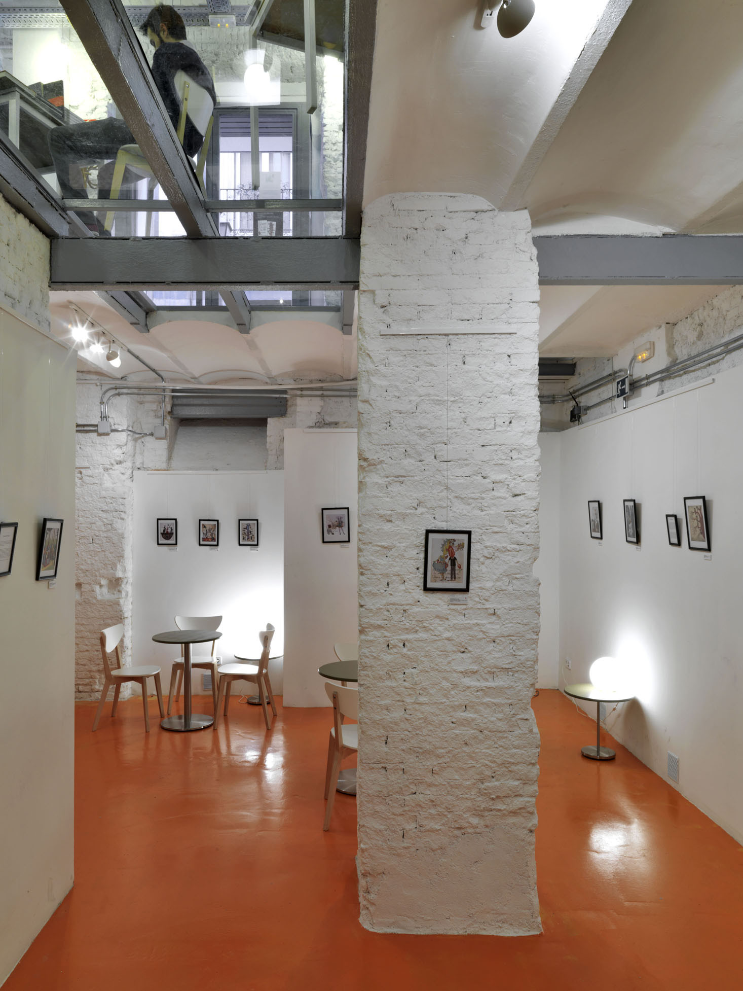 Gallery of Library And Coffee Shop / MYCC 7