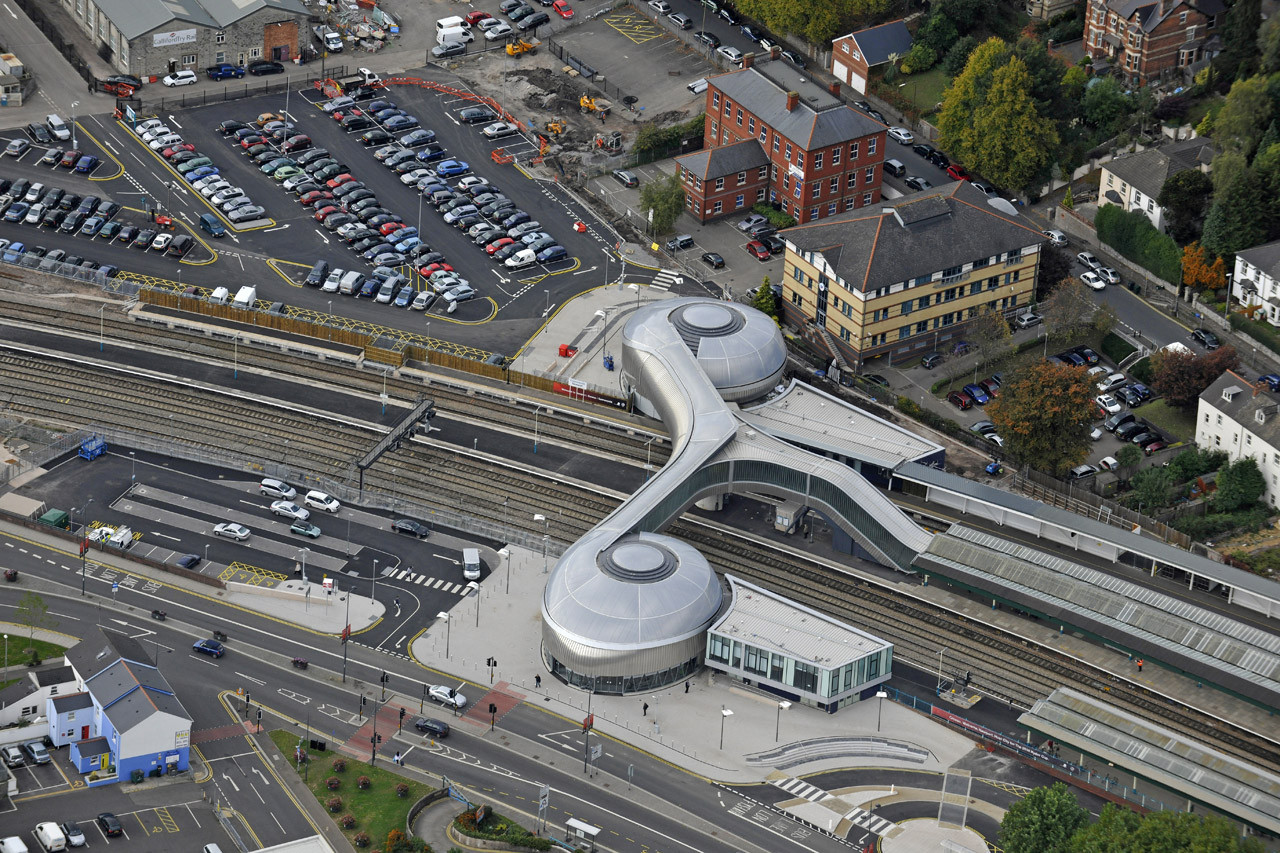 Gallery of Newport Station / Grimshaw 10