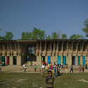 Handmade School / Anna Heringer + Eike Roswag - Facade