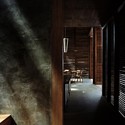 Palmyra House / Studio Mumbai - Houses, Beam, Column, Chair, Table