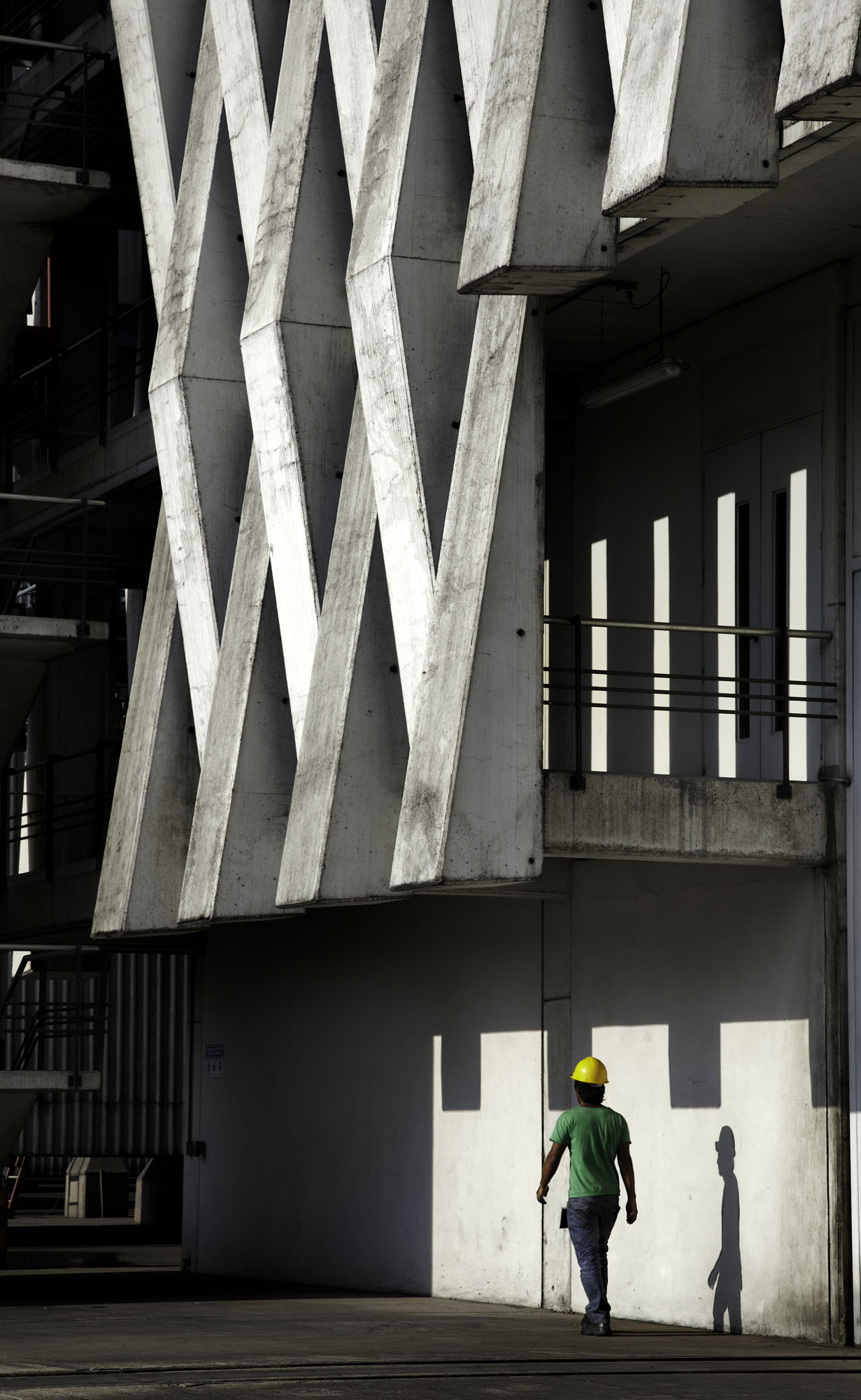 Gallery of Argos, Building for an Electrical Generator at a Cement Factory / MGP Arquitectura y