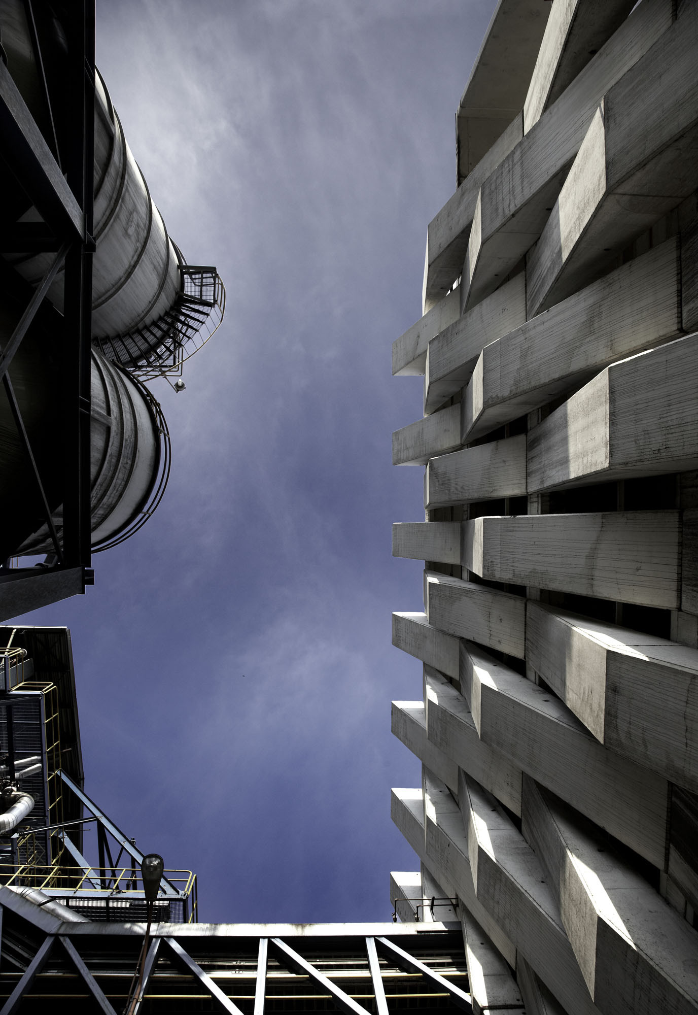 Gallery of Argos, Building for an Electrical Generator at a Cement ...