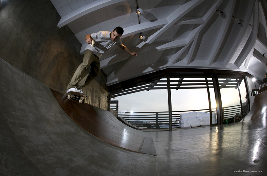 Gallery of The Ramp house / Archivirus 3