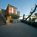 Separation Creek House / Jackson Clements Burrows - Houses, Stairs, Facade, Handrail