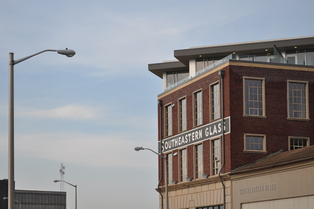 Gallery of Southeastern Glass Building / Sanders Pace Architecture 8