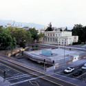 Women in the Memory Monument / oficina de arquitectura - Monuments, Facade, Cityscape