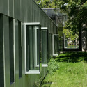 Renovation and extension of workshops at Joliot-Curie high school / Atelier Phileas - Renovation, Garden, Facade