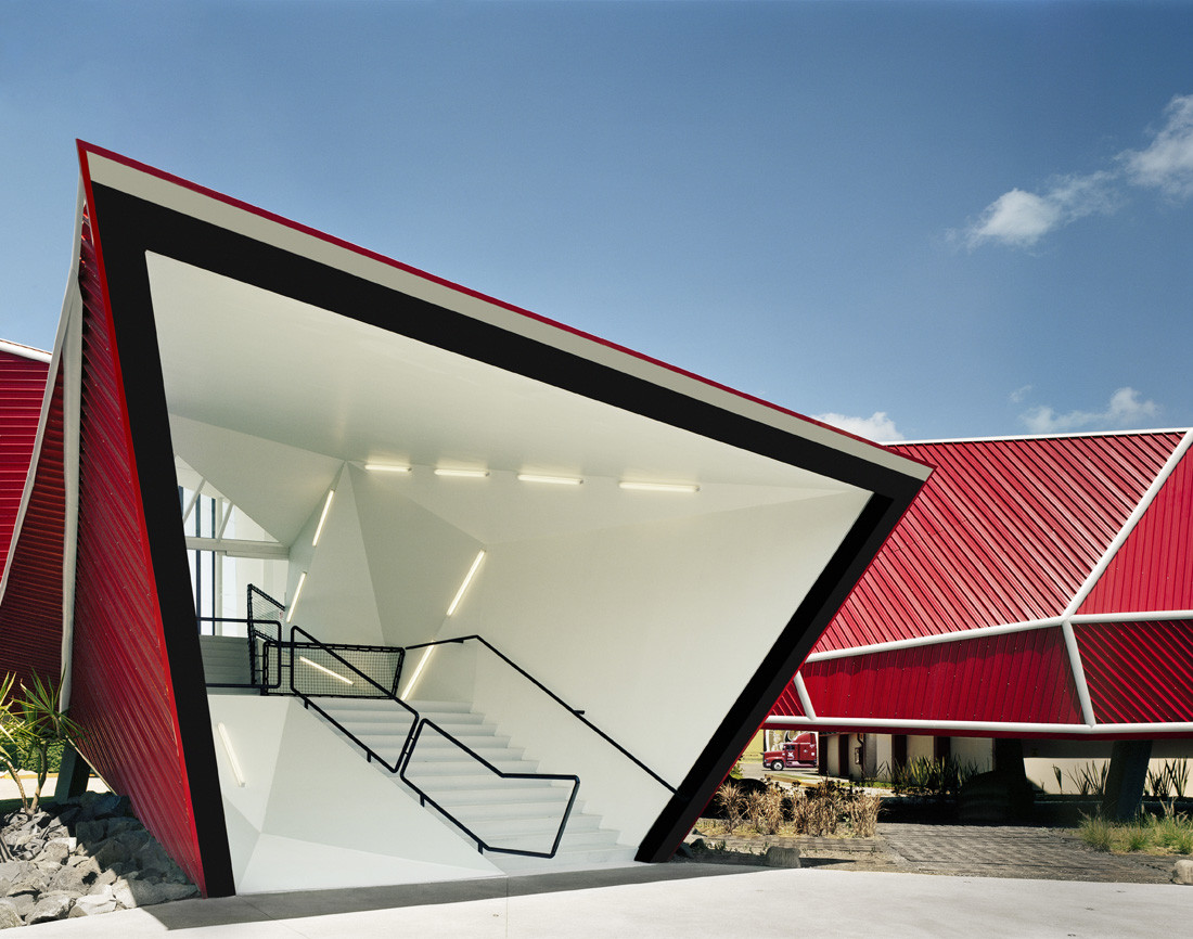 Gallery of Nestlé Chocolate Museum / Rojkind Arquitectos 4