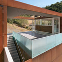 Bridge House / Stanley Saitowitz | Natoma Architects - Windows, Facade, Beam, Handrail, Deck