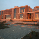 Windy House / Estudio Valdés + - Houses