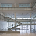 Spertus Institute of Jewish Studies / Krueck & Sexton Architects - Institute, Facade, Handrail, Stairs