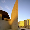 Anzac Hall / Denton Corker Marshall - Exhibition Center, Facade