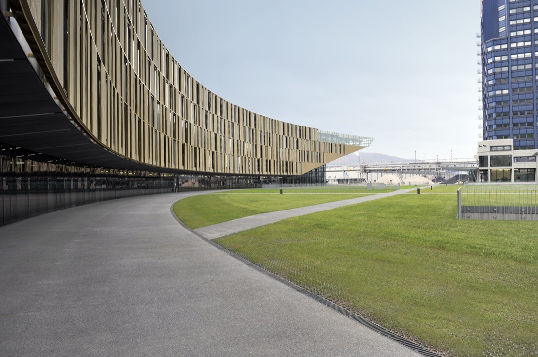 Gallery of Voest Alpine Office Center / Dietmar Feichtinger Architectes 6