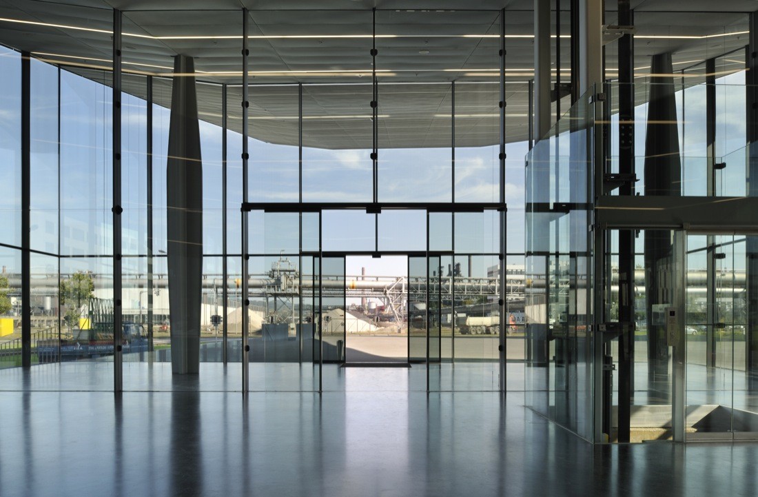 Gallery of Voest Alpine Office Center / Dietmar Feichtinger Architectes 4