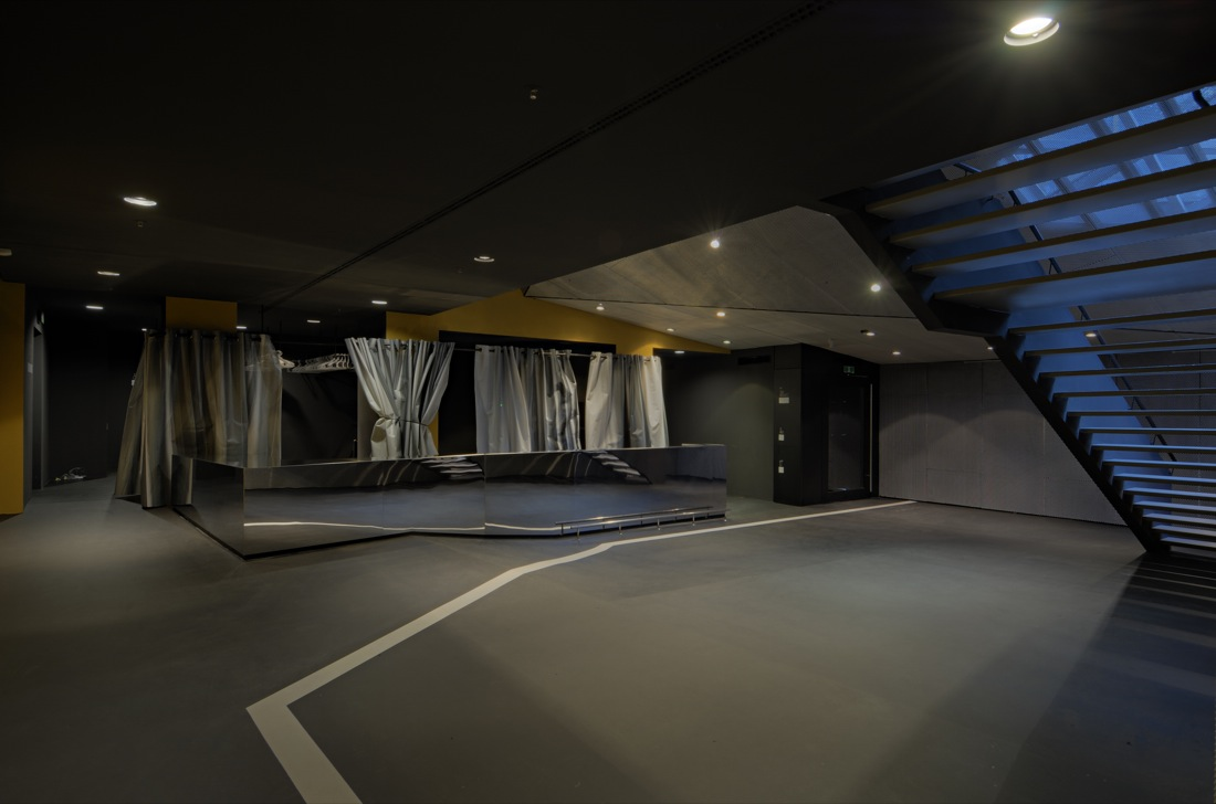 Gallery of Zagreb Dance Center / 3LHD 15