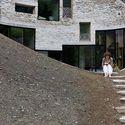 Villa Vals / SeARCH + CMA - Casas