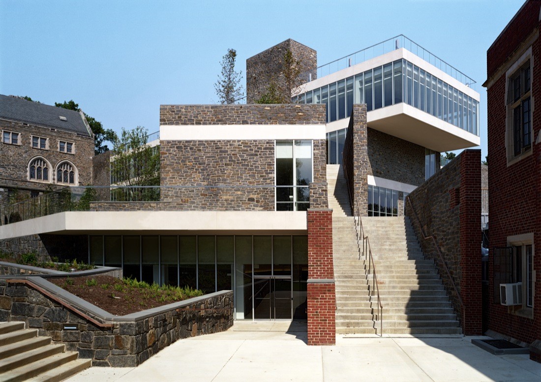 Gallery of St. Albans School / SOM 13