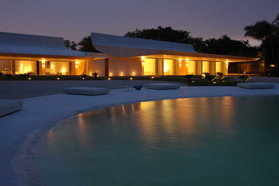Gallery of House in Casa de Campo / A-cero - 5