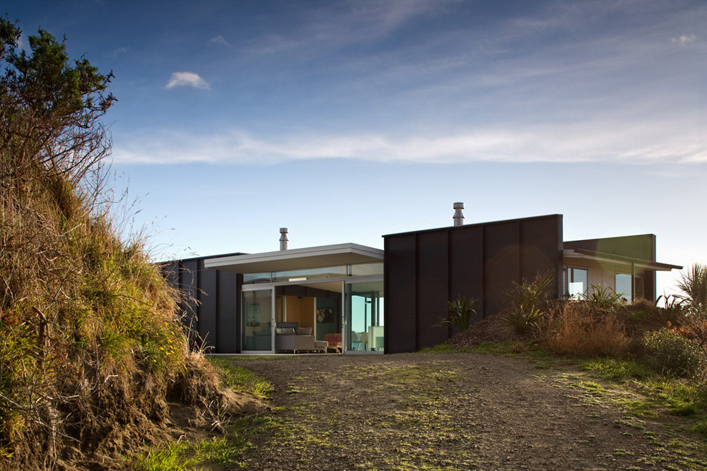 Gallery of Pekapeka House / Parsonson Architects 13