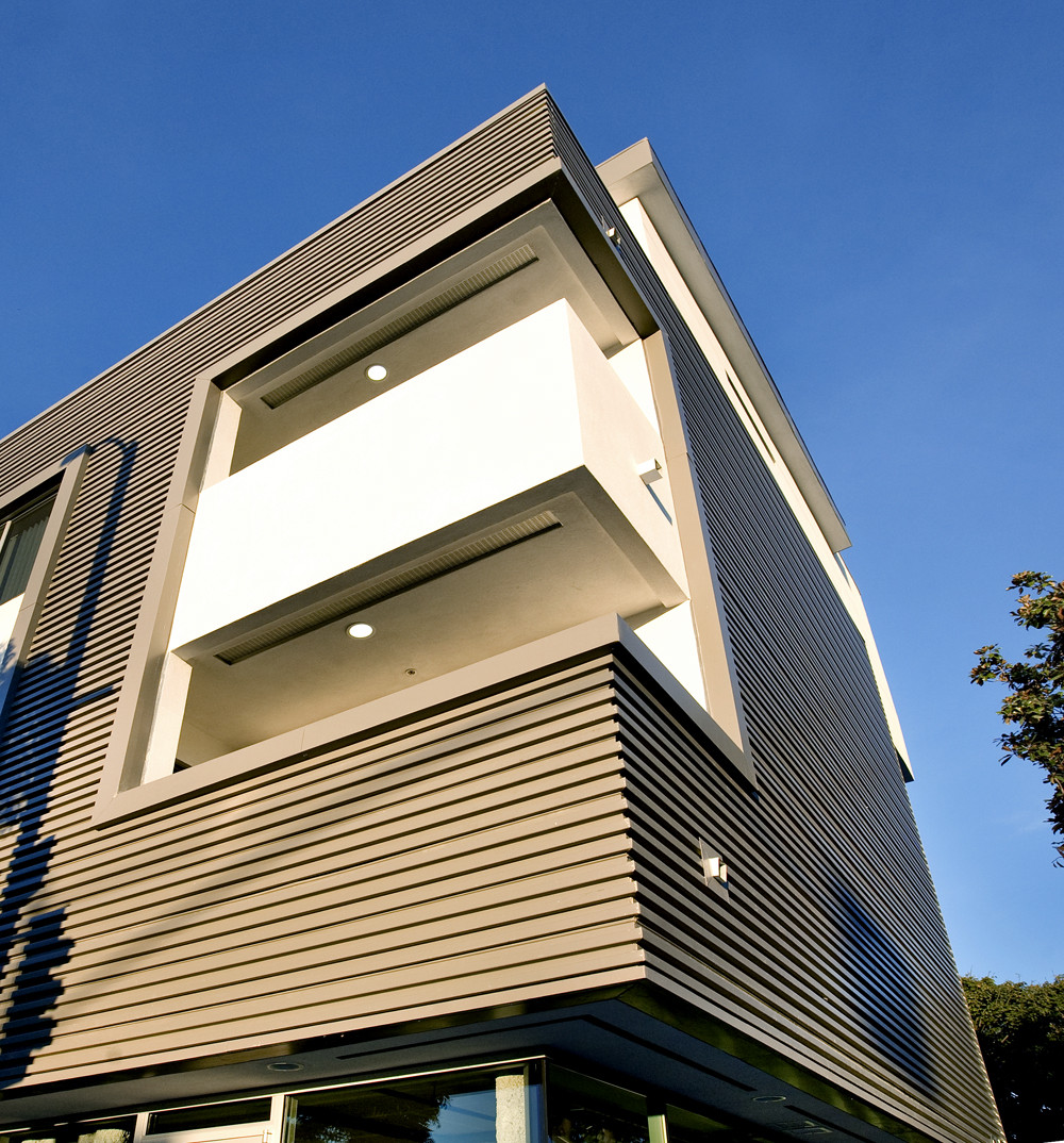 Gallery of Ocean Breeze Apartments / atelier V 9