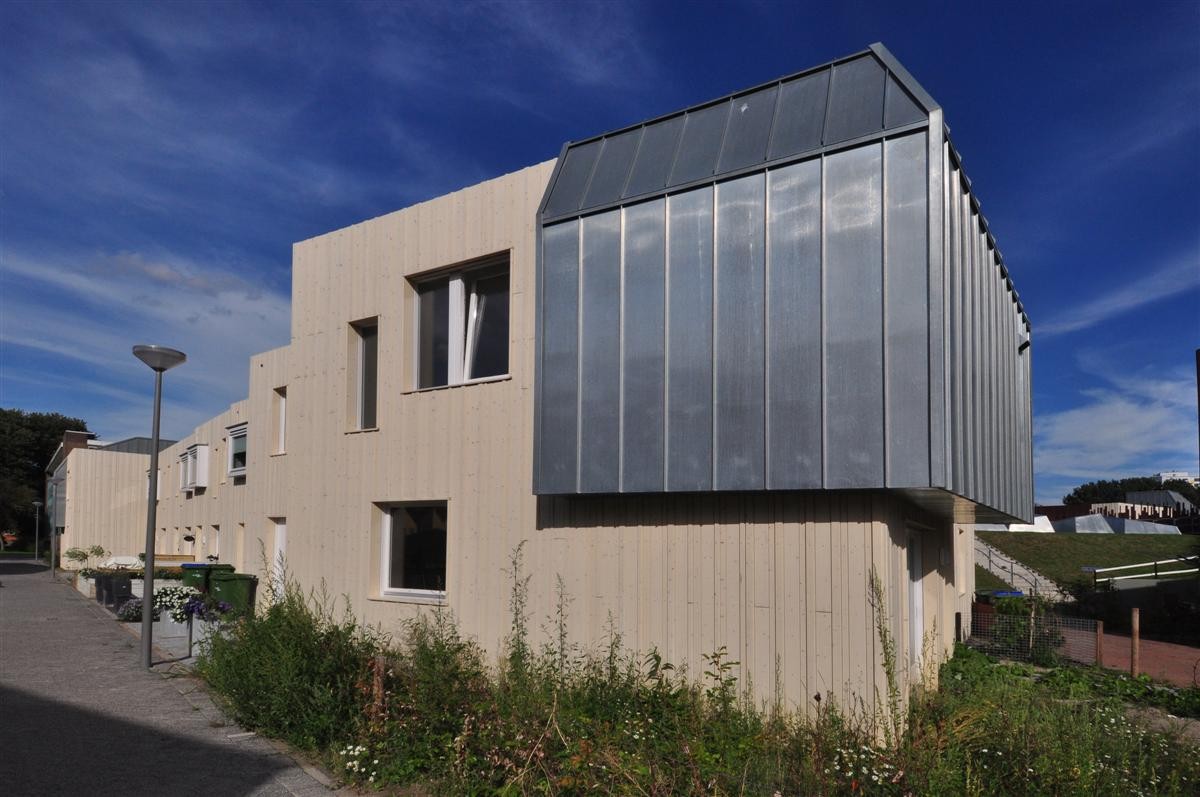 Gallery of Housing for Musicians / 24H > architecture - 26