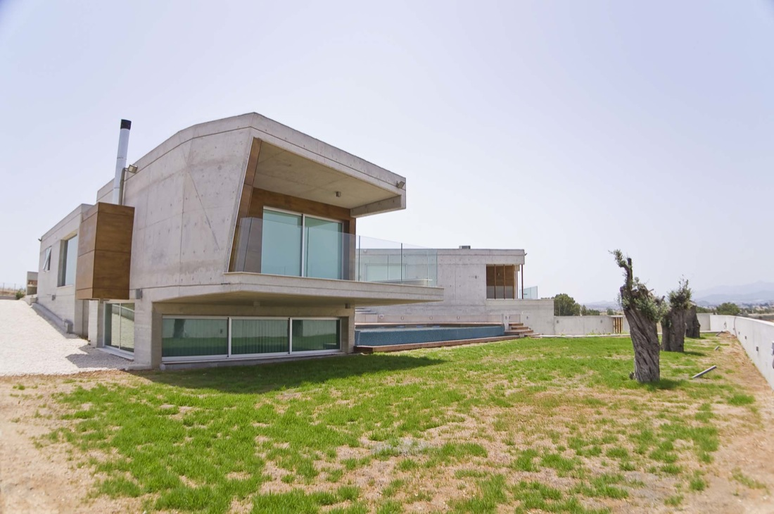 Vassilis Residence / VARDAstudio, © Eleonora Katakinaite