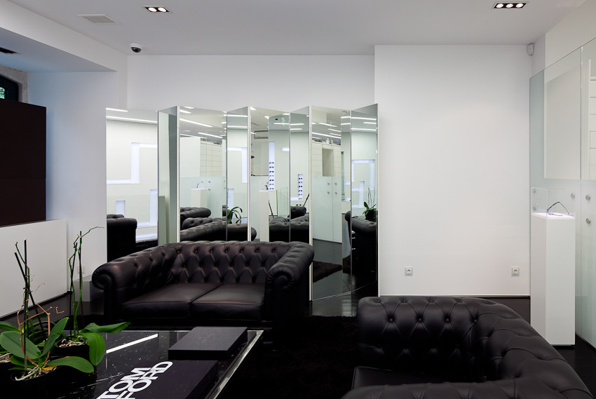 Gallery of Optical Store in Lisbon / Jorge Sousa Santos - 16