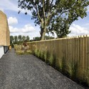 Living on the Edge / Arjen Reas - Houses, Fence, Facade