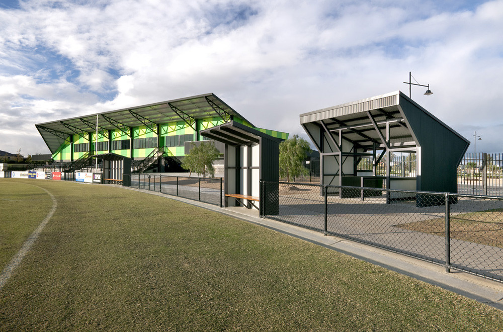 Gallery of Highgate Recreation Pavilion / Suters Architects 11