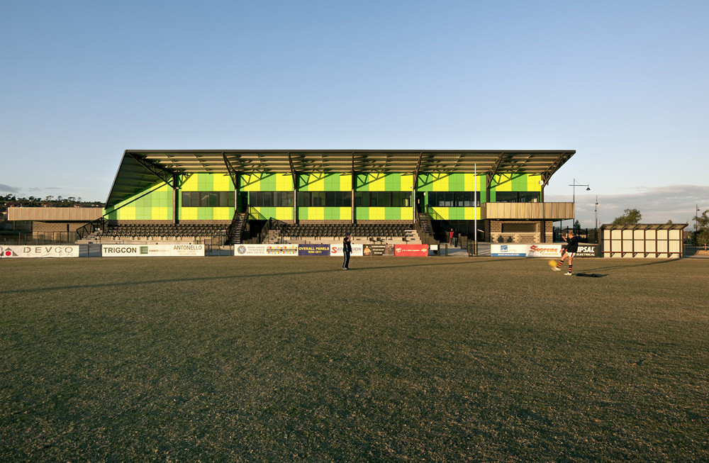 Gallery of Highgate Recreation Pavilion / Suters Architects 12