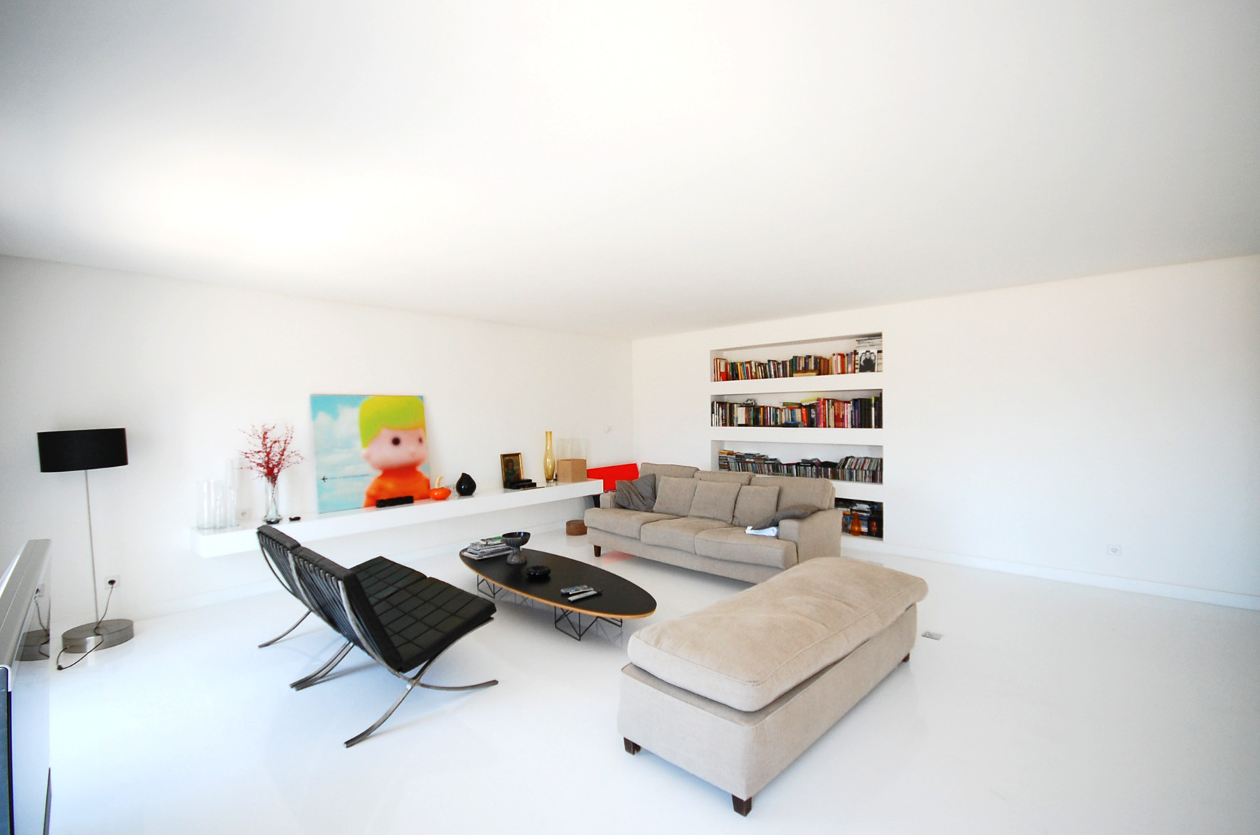 Abstract White Apartment / Filipe Borges de Macedo, © Filipe Borges de Macedo