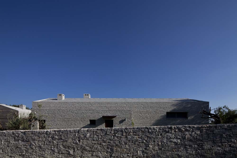 Gallery of Two Houses / Arhitektri - 3