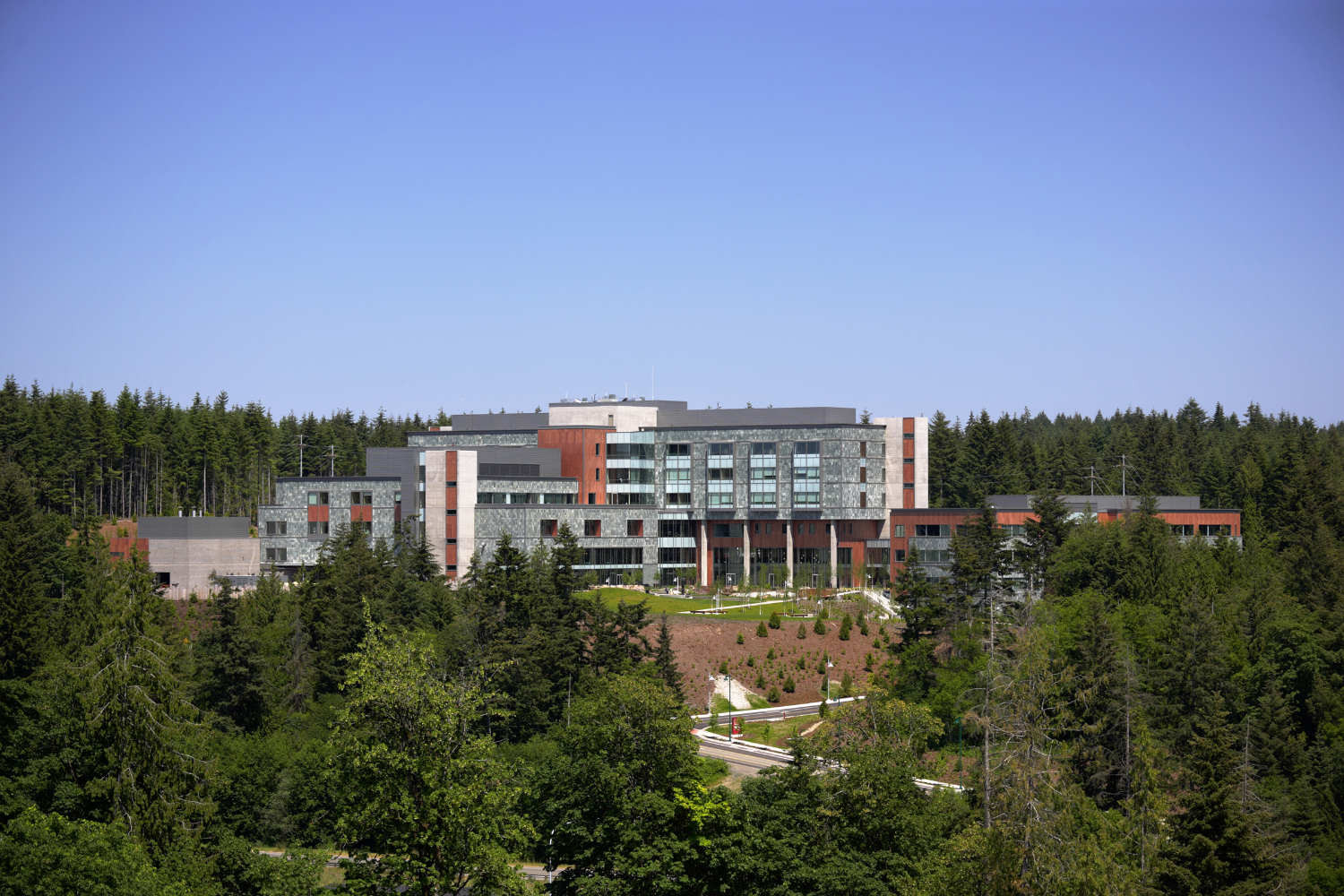 Gallery of St. Anthony Hospital / ZGF Architects 6