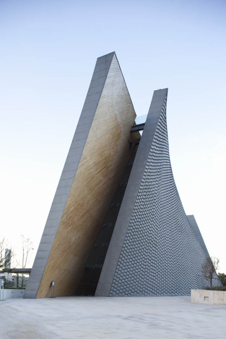 San Josemaría Escrivá Church / Javier Sordo Madaleno Bringas, © Fran Parente