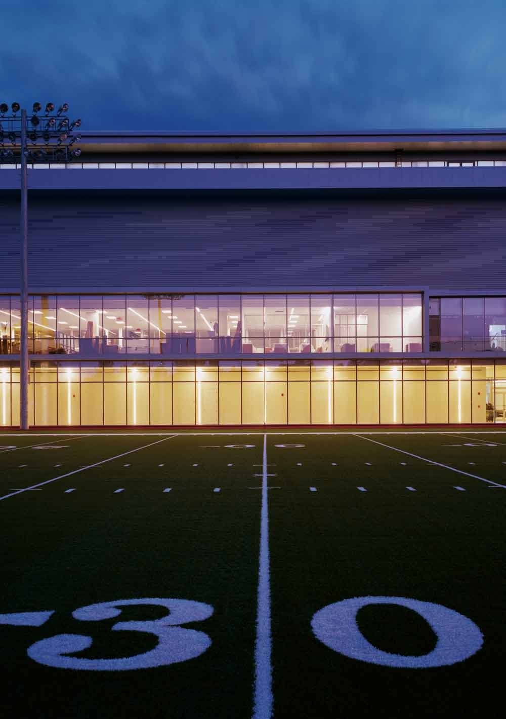 Gallery of Atlantic Health Jets Training Facility / SOM 6
