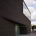 Training Center of Town Hall in Sevilla / sol89 - Recreation & Training, Facade
