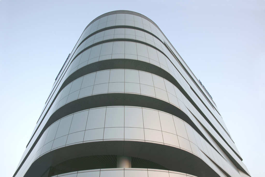 Gallery of Giant Headquarter Building / Studiobase Architects + Reborn