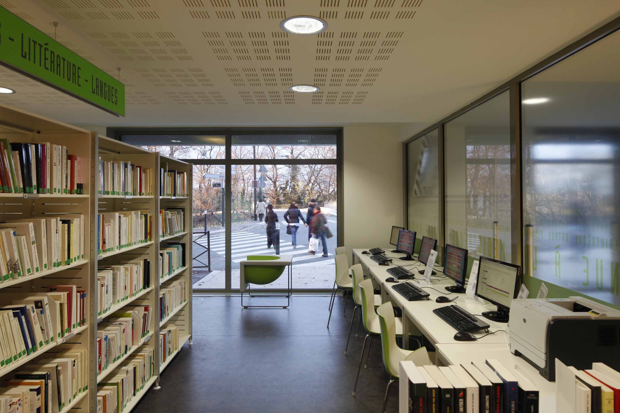 Gallery of Arthur Rimbaud Media Library and Cultural Centre / Dacbert ...