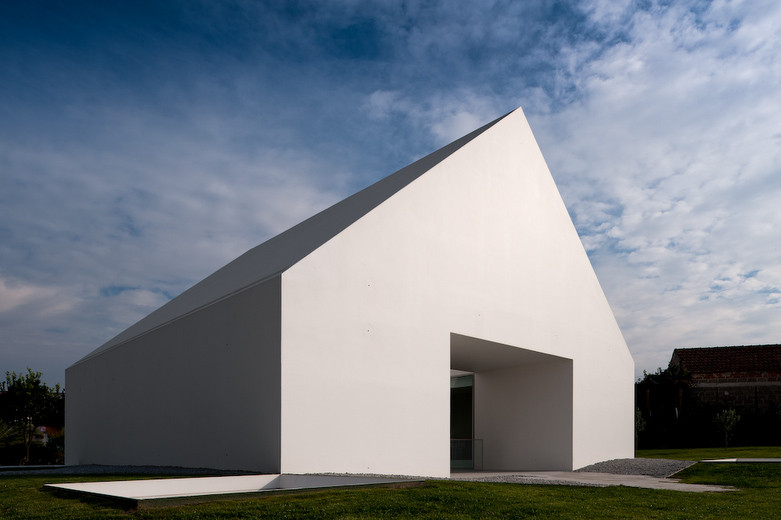 Gallery of House In Leiria / Aires Mateus - 9