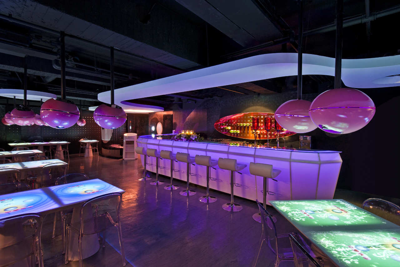 Gallery of MOJO iCuisine Interactive Restaurant / Moxie Design 2