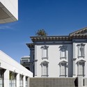 Crocker Art Museum / Gwathmey Siegel & Associates Architects - Exterior Photography, Museum, Facade, Stairs