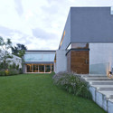 AE House / twentyfourseven - Windows, Garden