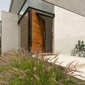 AE House / twentyfourseven - Facade, Garden