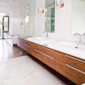 Kerchum Residence / Frits de Vries Architect - Houses, Bathroom, Door, Sink, Countertop